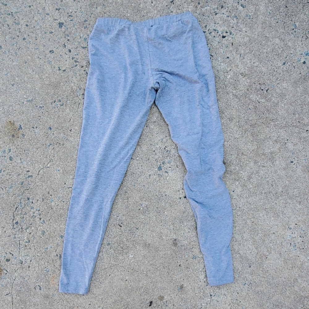 SOLD No Boundaries gray basic leggings - Picture 2 of 2